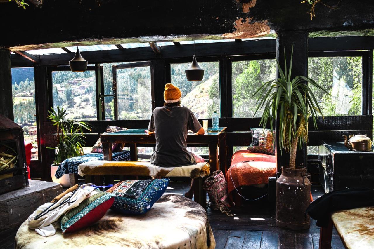 Wolf Totem Steam Punk Guesthouse Pisac Exterior photo