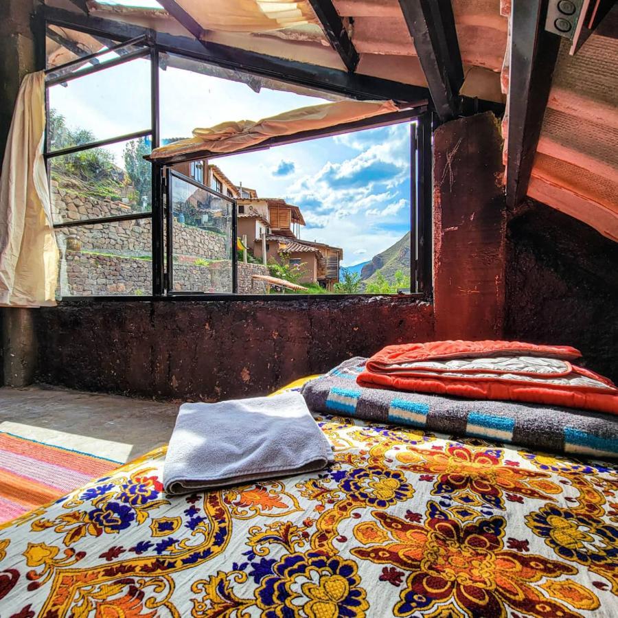 Wolf Totem Steam Punk Guesthouse Pisac Exterior photo
