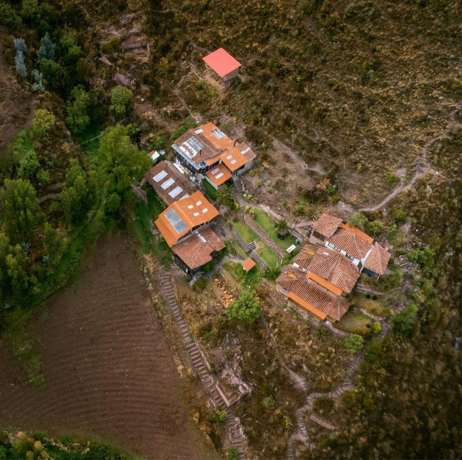 Wolf Totem Steam Punk Guesthouse Pisac Exterior photo