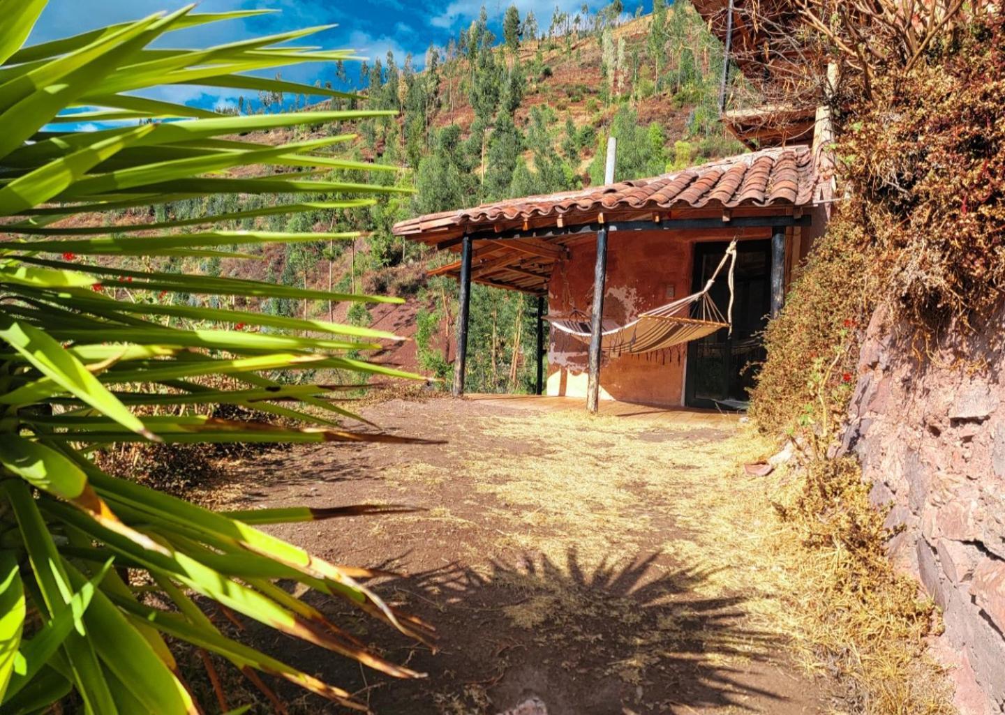 Wolf Totem Steam Punk Guesthouse Pisac Room photo