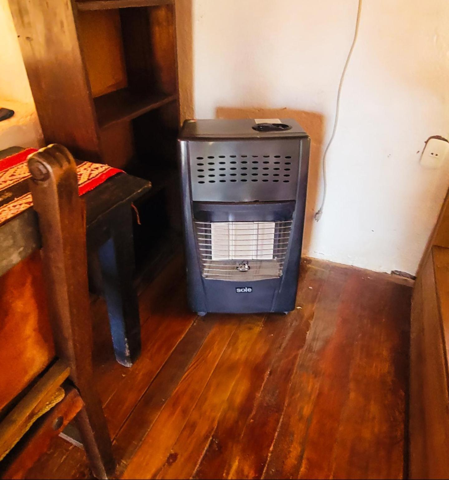Wolf Totem Steam Punk Guesthouse Pisac Room photo