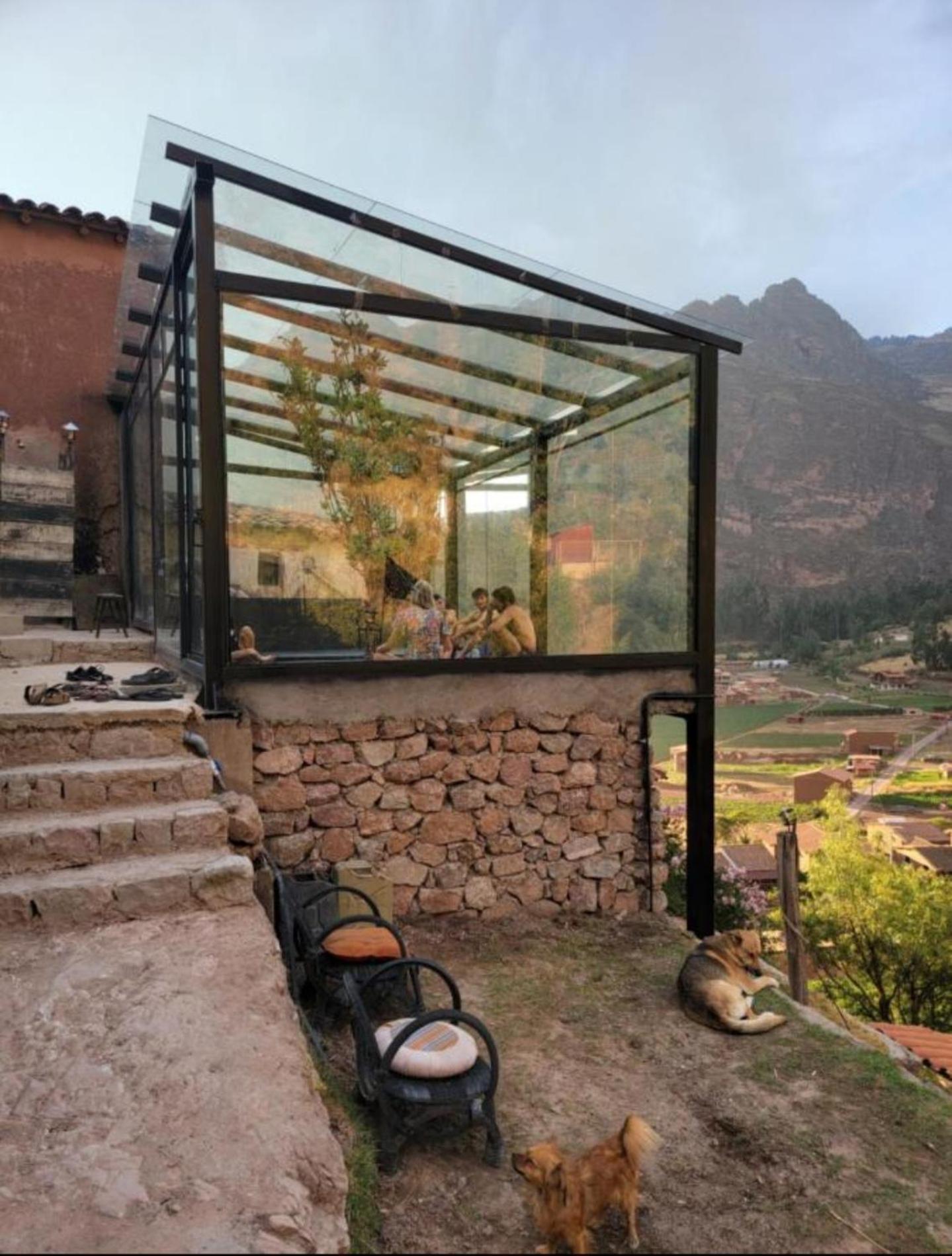 Wolf Totem Steam Punk Guesthouse Pisac Room photo